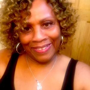 Meet your Posher, Cherilyn